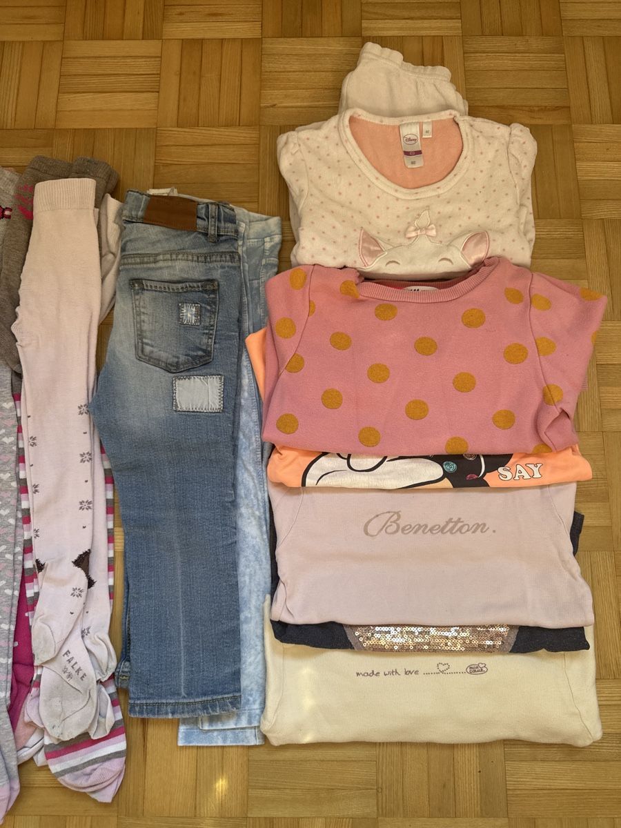 Kleiderpakete & -sets: Mädchen Kleiderpaket Gr. 86- 98 – Gebraucht aus Kilchberg ZH von Von_dutch 1