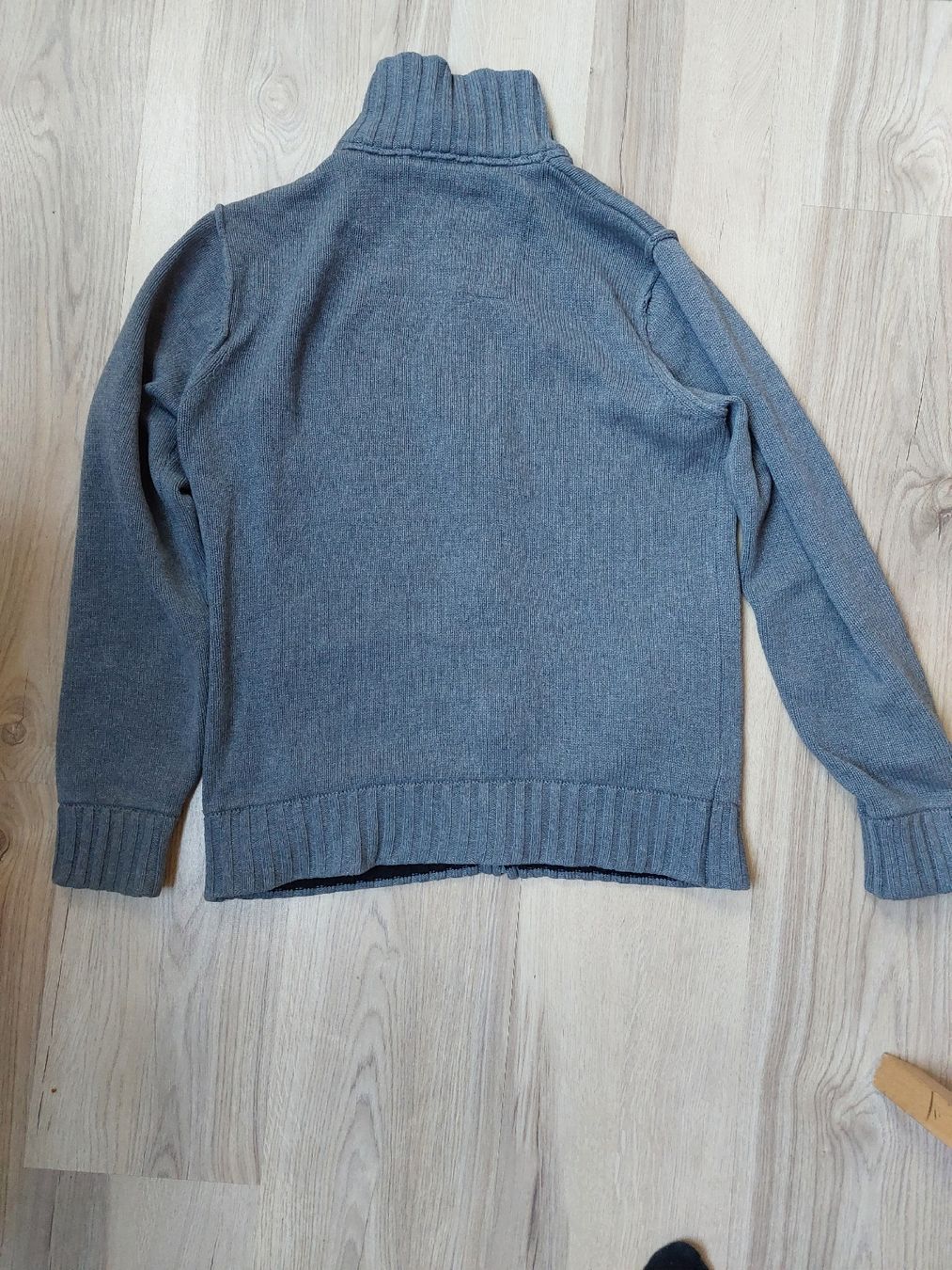 Vestes: Cardigan black out S – D'occasion à Cronay par Gildou 1