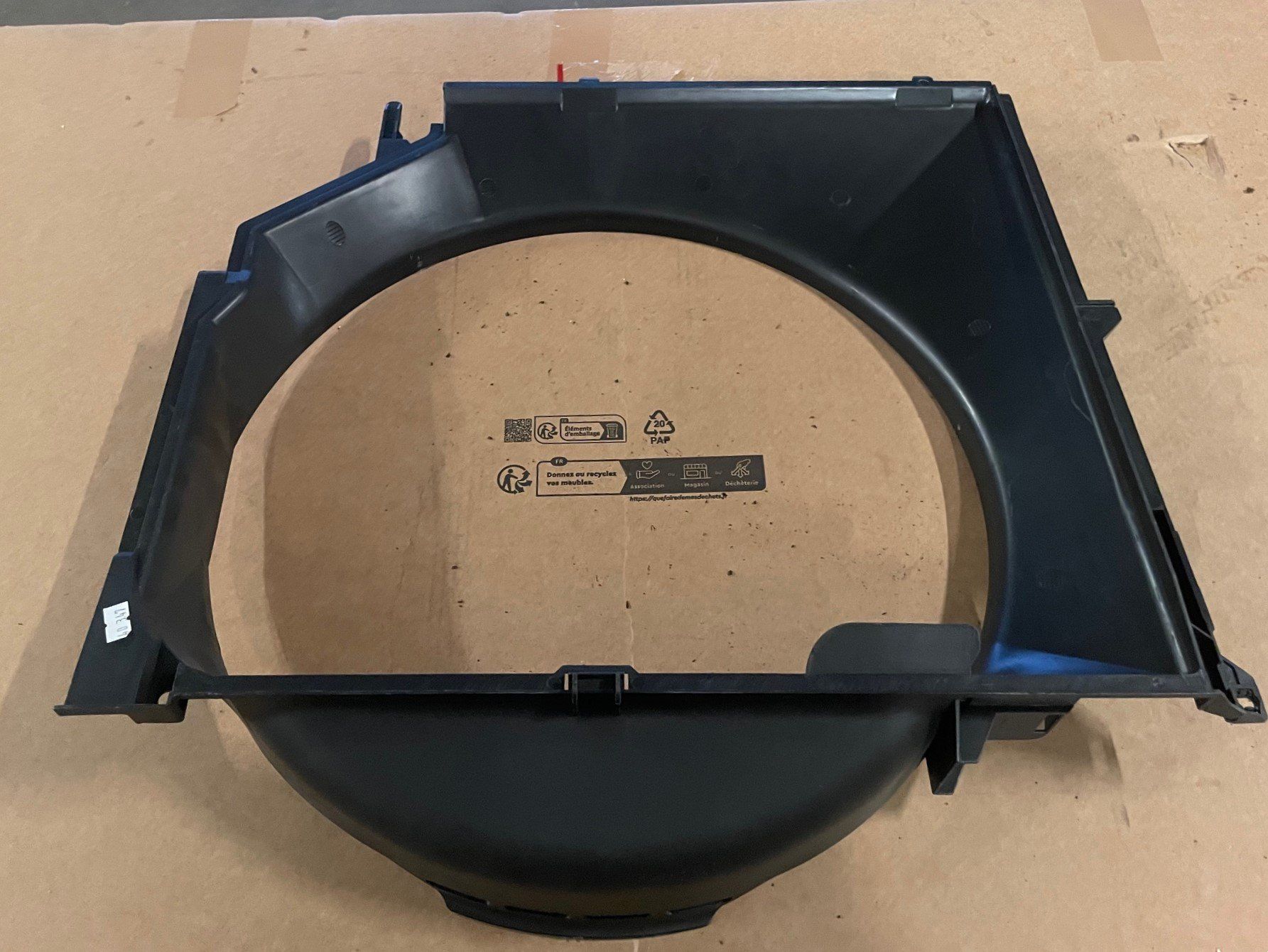 BMW Tutti pezzi di ricambio auto: BMW série 3 E46 convoyeur d'air – Nuovo (secondo la descrizione) da Satigny venduto da rfo59 2