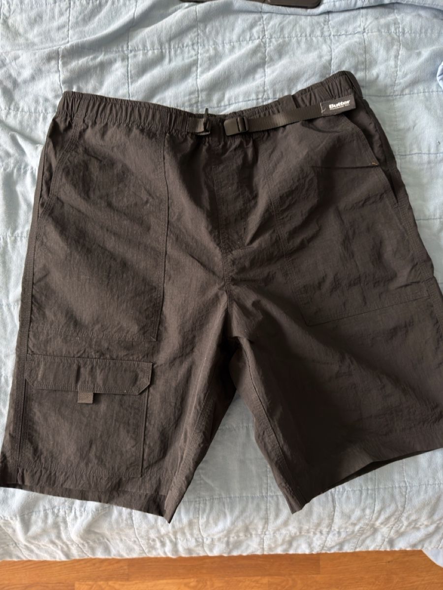 Pantaloni: Butter Equipt Shorts – Nuovo (secondo la descrizione) da Zollikerberg venduto da col_vps2