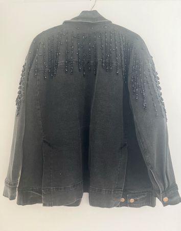 GESTUZ Jeansjacke mit Perlen, Grösse M, Top Zustand!