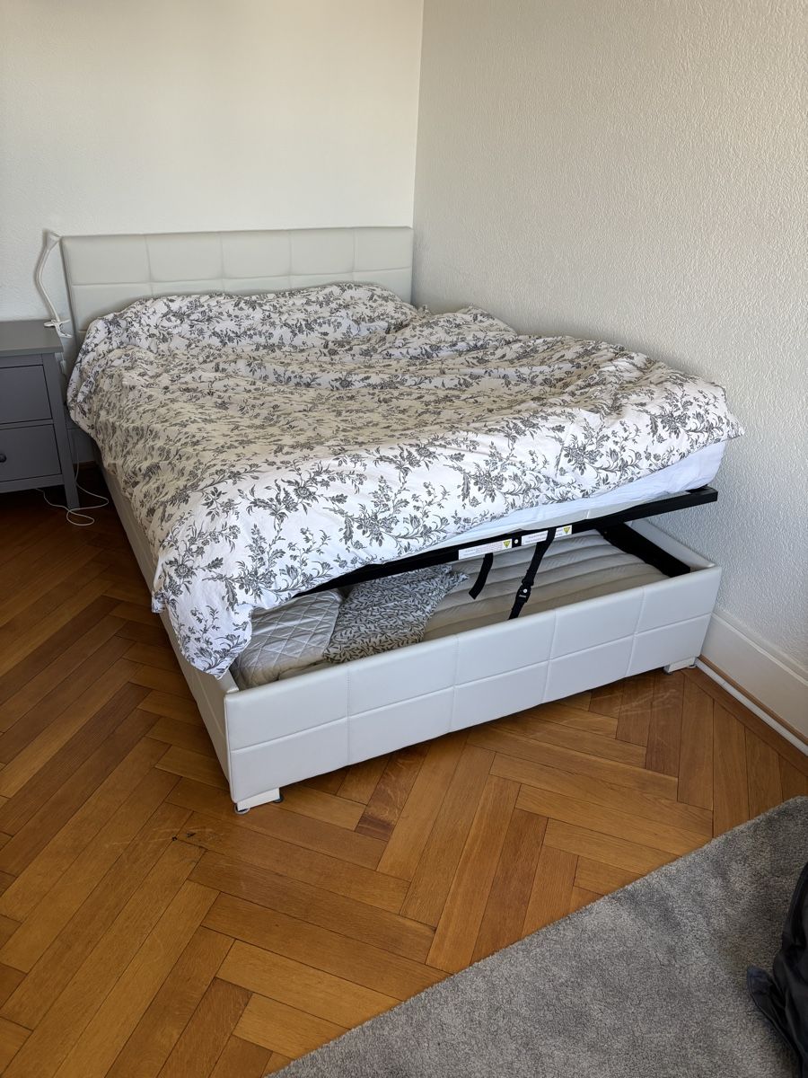 Lits: Lit queen size blanc avec rangement – Neuf (Voir description) à Lausanne par Hightech78 1