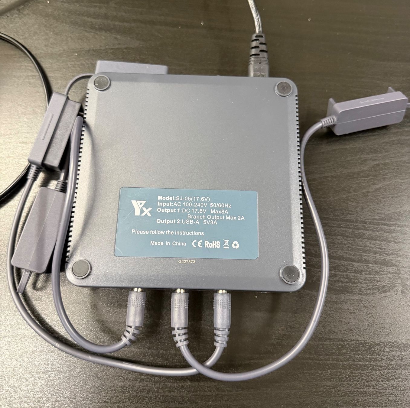 DJI Batterie, Caricabatterie & Alimentatori: Chargeur de batterie Mavic 3 – Usato da Remaufens venduto da Inaro21