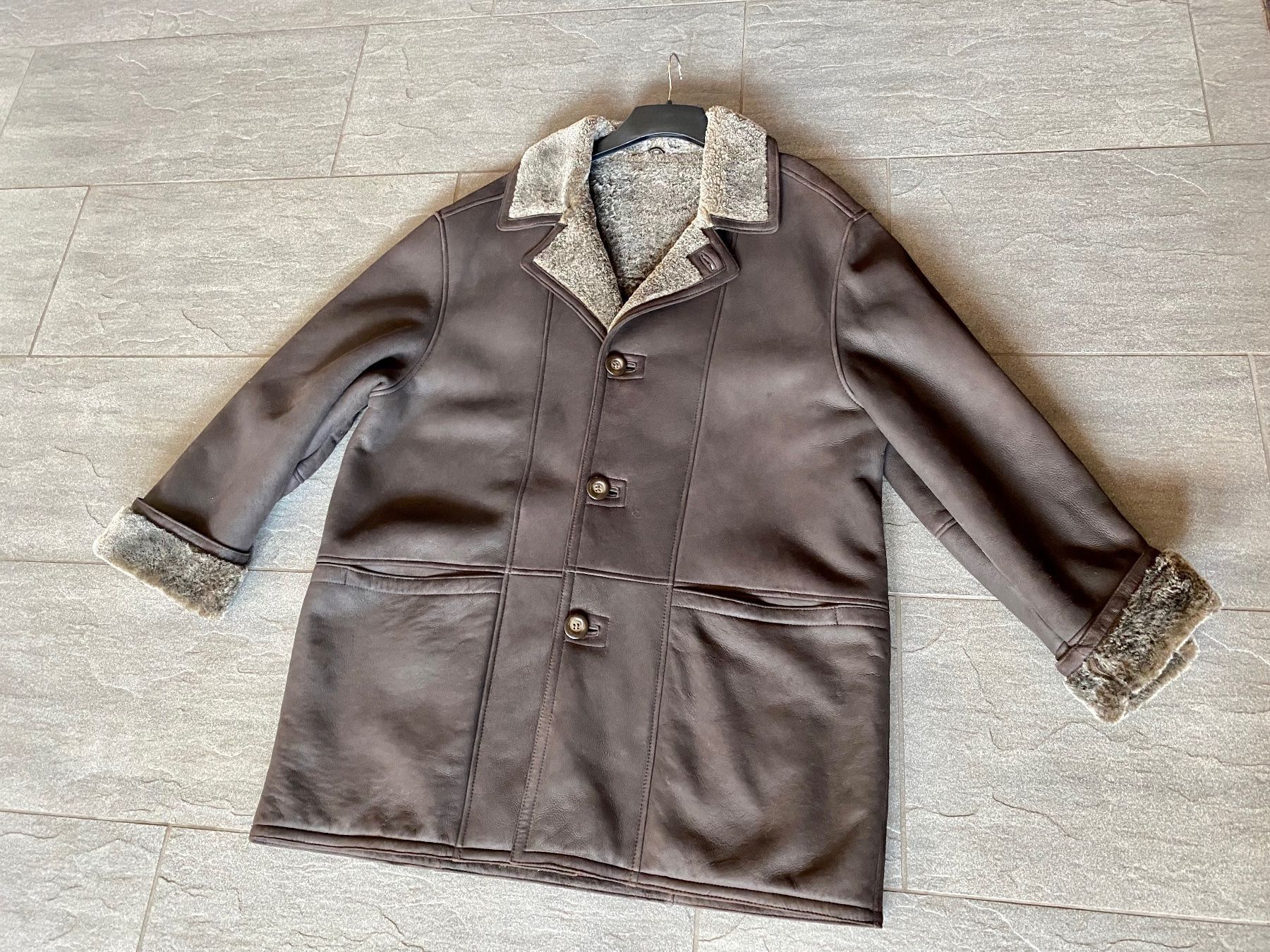 Cappotti: Echter Lammfellmantel Gr. 56 – Nuovo (secondo la descrizione) da Frauenkappelen venduto da leola1973