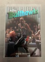 NBA Clyde Drexler Finest Ballhawks silver Embossed Card