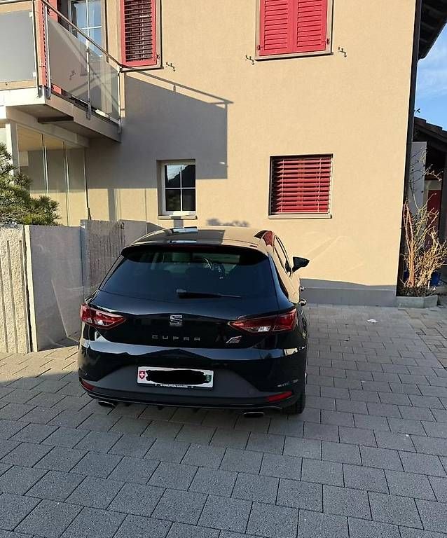Automobili: SEAT Leon 2.0 TSI 280 Cupra DSG – Usato da Langenthal venduto da Goergens10