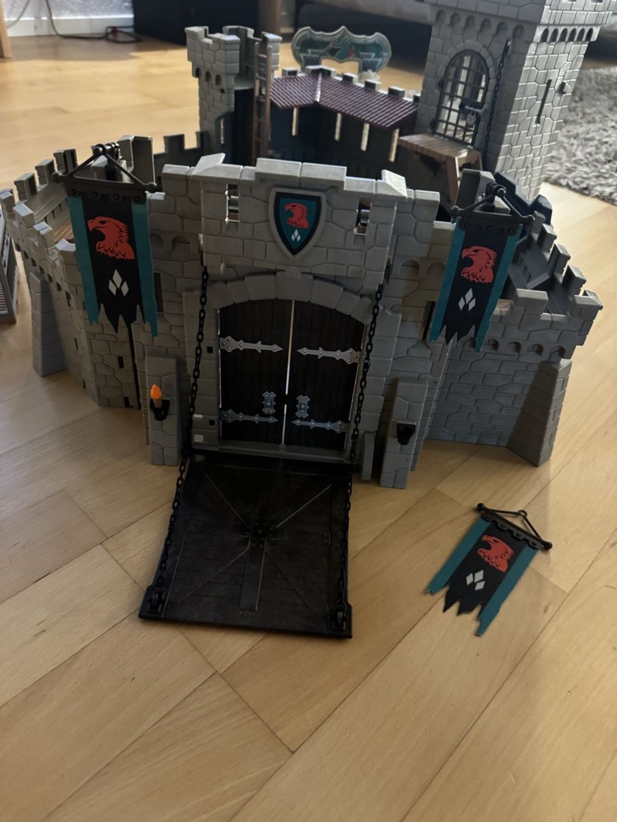 Playmobil Giocattoli: Ritterburg Playmobil – Usato da Ermatingen venduto da Pinggu02 1