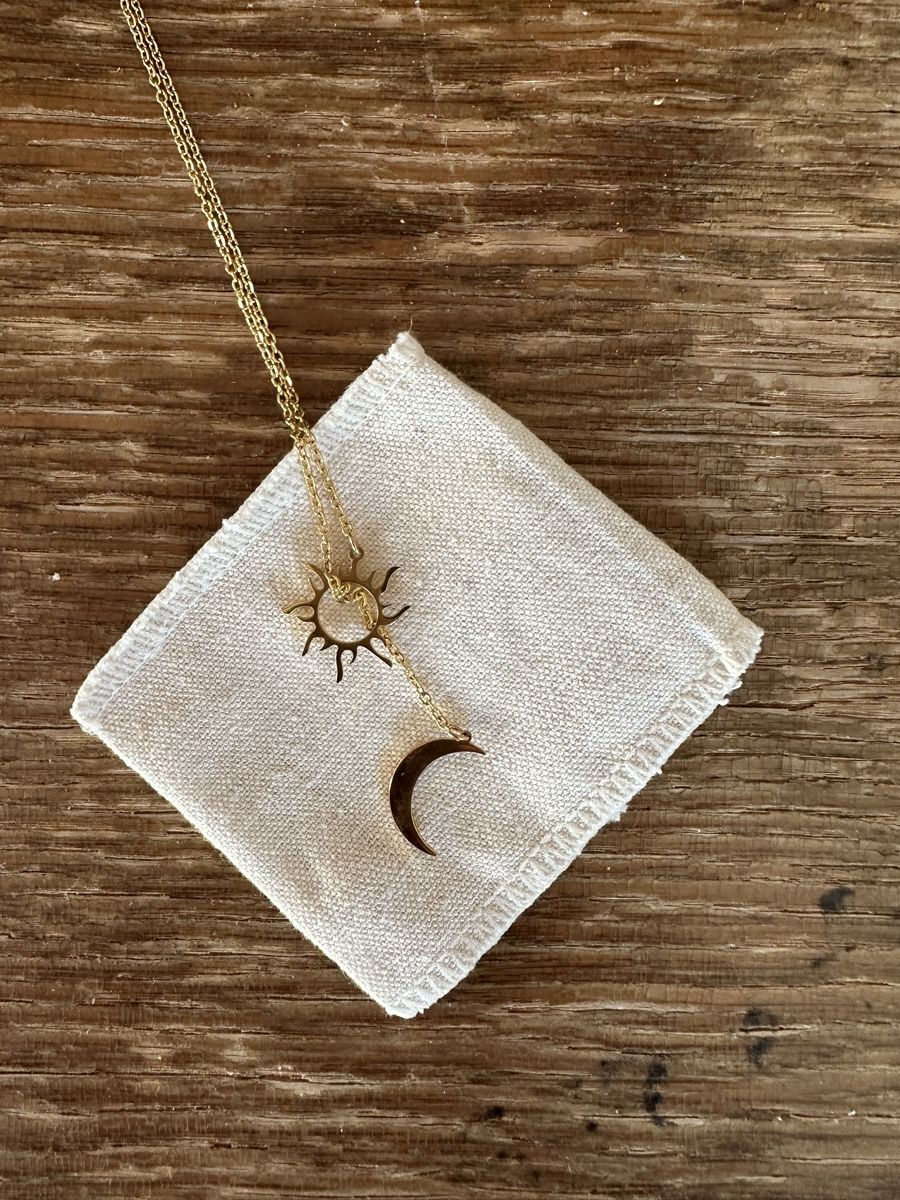 Catenine: Kette Sonne / Mond  – Usato da Unterseen venduto da ale_9w2v 1