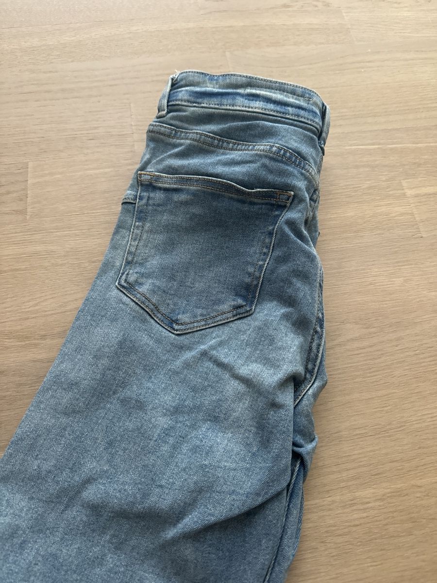 Zara Jeans: Jeans – Usato da Ettingen venduto da gaggalari 1