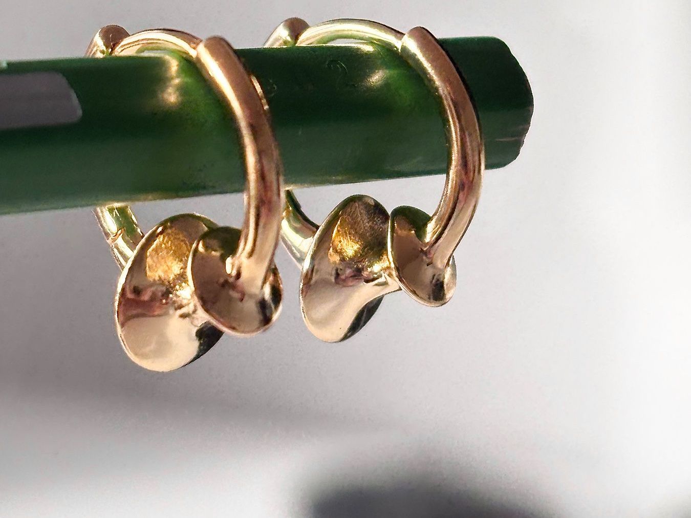 Orecchini pendenti & Orecchini a lobo: Hoops Earrings. Gold plated .925 silver – Nuovo (secondo la descrizione) da Dübendorf venduto da S1973E