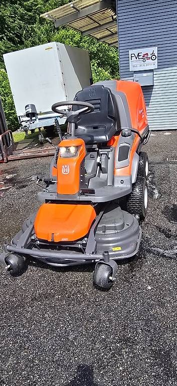 Tagliaerba: Husqvarna  R 320 Ts 4x4 – Usato da Rain venduto da Fafan069 3