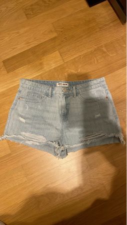 Trendy Tally Weijl Shorts Grösse 40