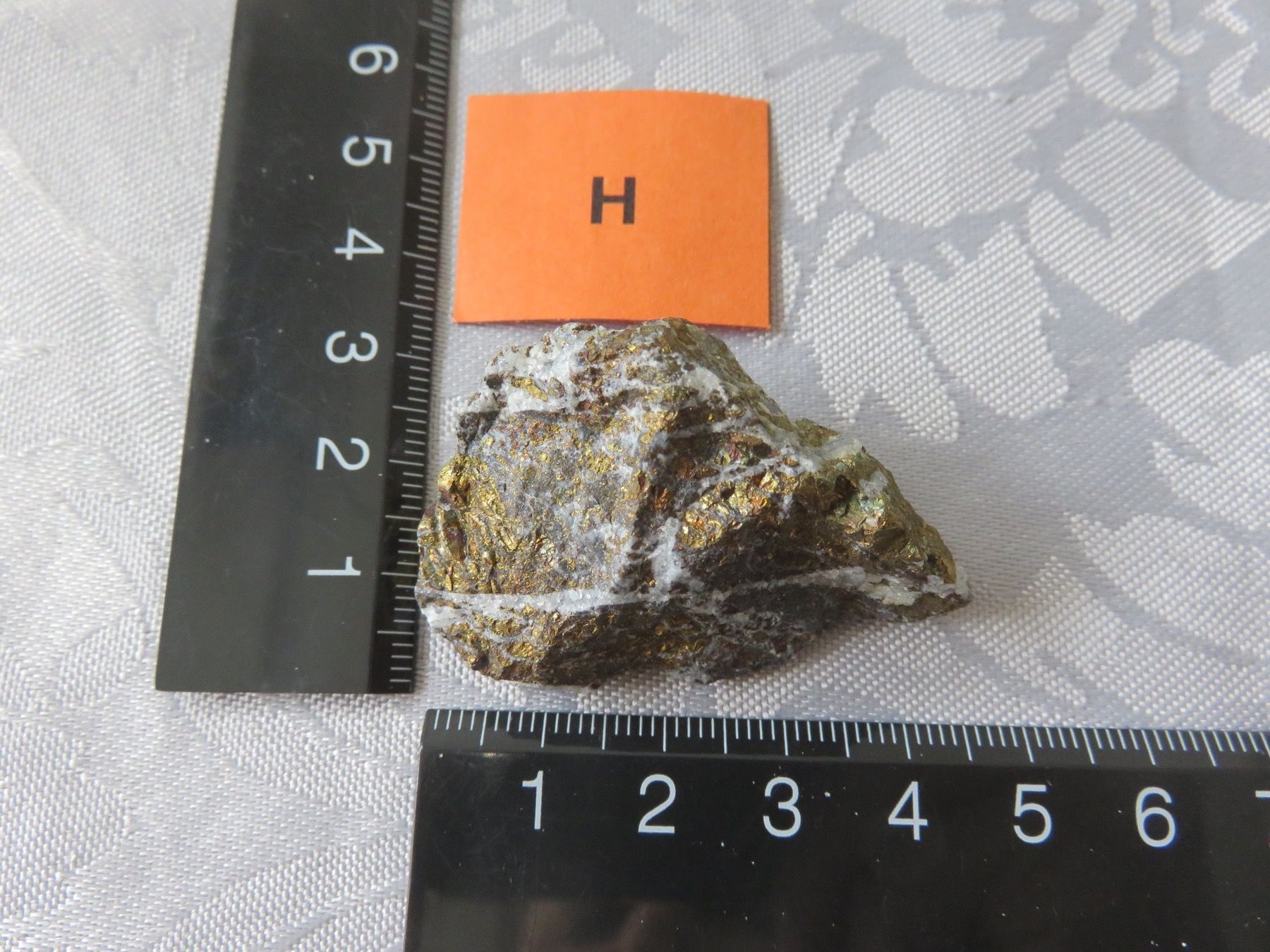 Minerali & Pietre curative: Chalkopyrite heilstein roh – Usato da Rümlang venduto da euqinom16
