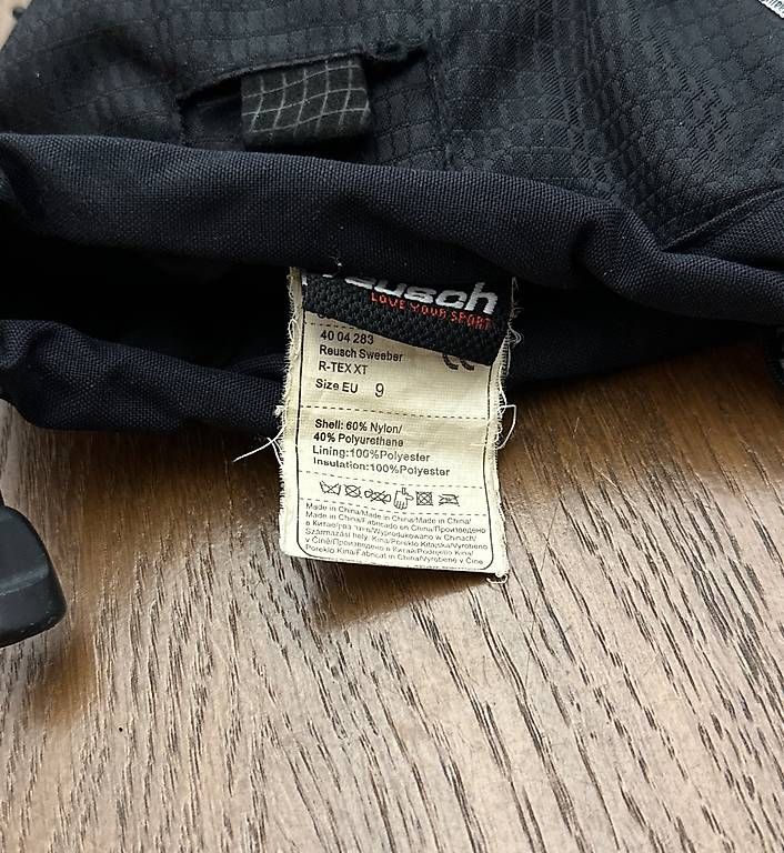 Reusch Altri accessori da uomo: Ski- bzw. Snowboardhandschuhe Reusch – Usato da Ried b. Kerzers venduto da MADRIDISTA_CM 2
