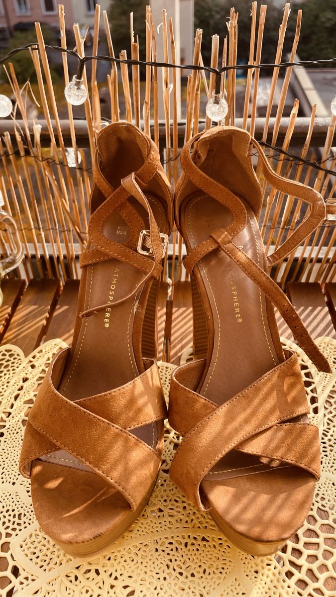 Scarpe da donna: Chic Braun plateau Sandalen – Nuovo (secondo la descrizione) da Luzern venduto da lei_5btm 8