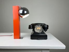 Magnetic Eyeball Table Lamp