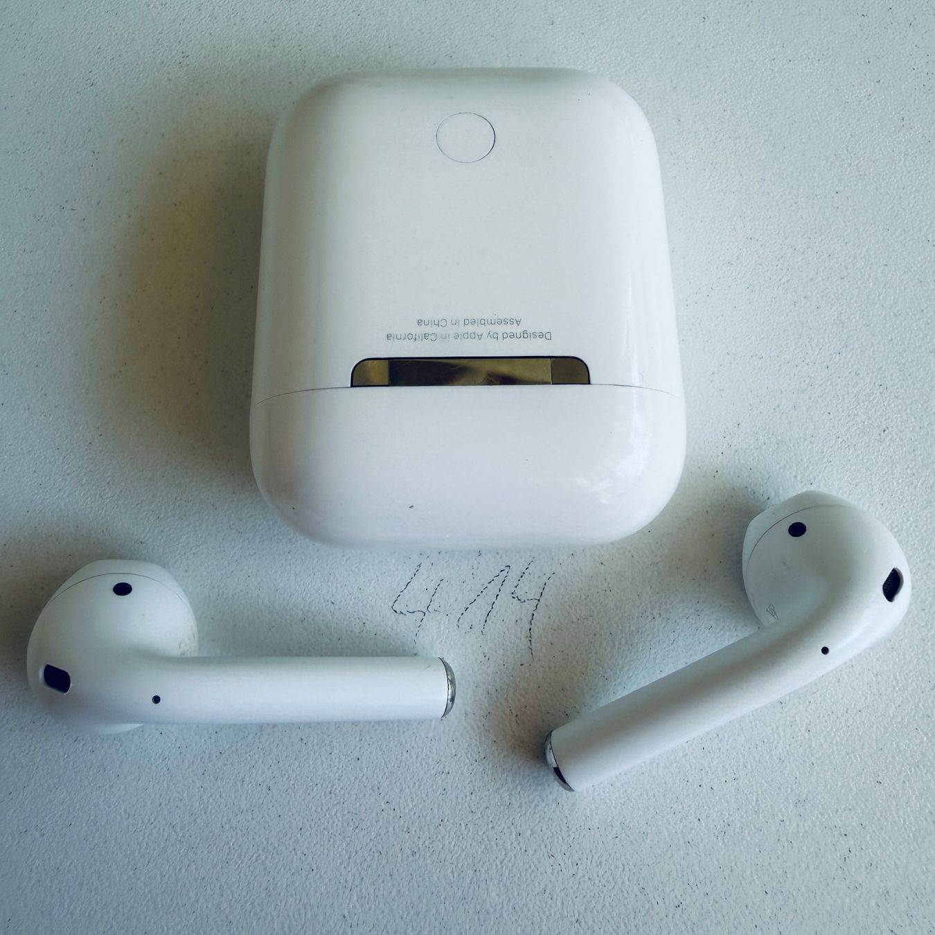 Apple Kopfhörer: Original Apple AirPods 2 Gen. Wireless Kopfhörer & Case – Gebraucht aus Basel von MY.AIRPODS.SHOP 9