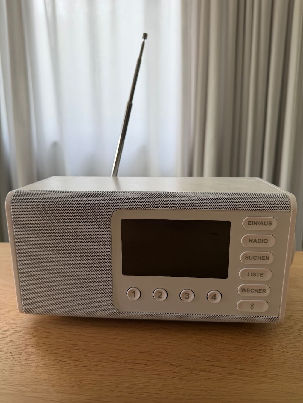 Hama Radio: Hama Digitalradio DR1001BT – Usato da Zürich venduto da Streifenhasi