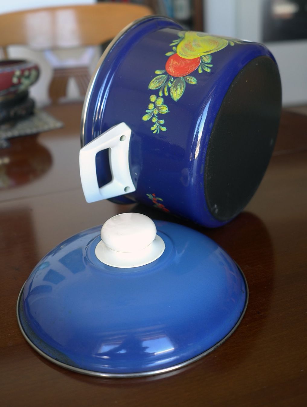 Pentole: Enameled heavy casserole w/lid, used – Usato da Geneve venduto da sebastian01 2