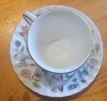 Kaffeetasse mit Untertasse Porzellan neuwertig