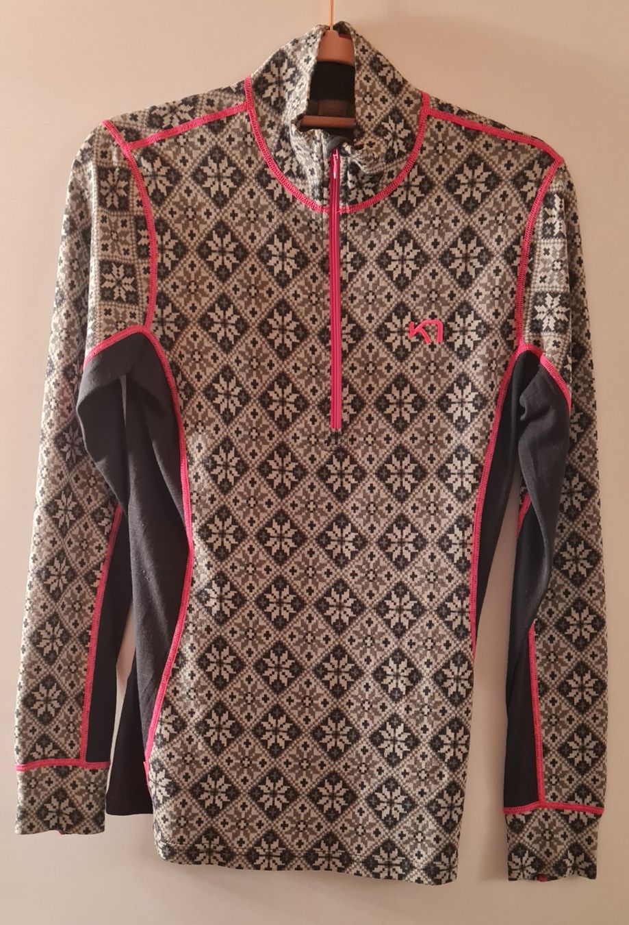 Pullover & Sweatshirts: Kari Traa Rose Half Zip Grösse M – Gebraucht aus Bäriswil BE von irwu