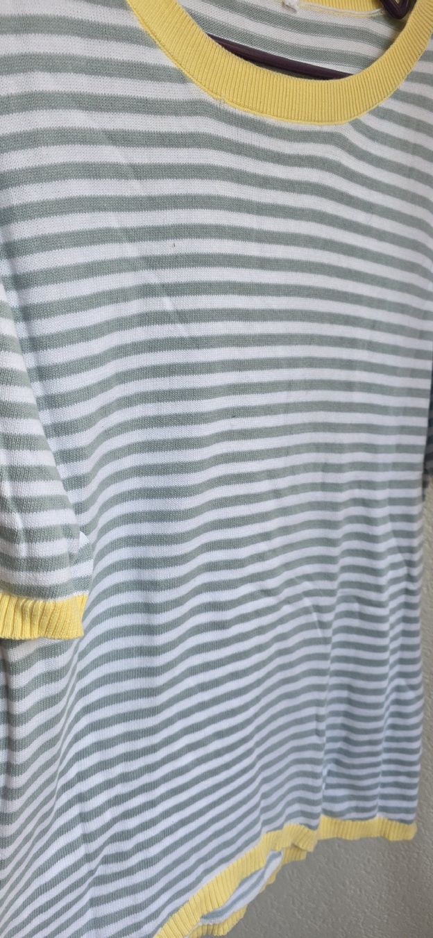 Pullover & Sweatshirts: Pull /Tshirt Manches courtes rayé Taille XL – Gebraucht aus Yverdon-les-Bains von van_dq65 3