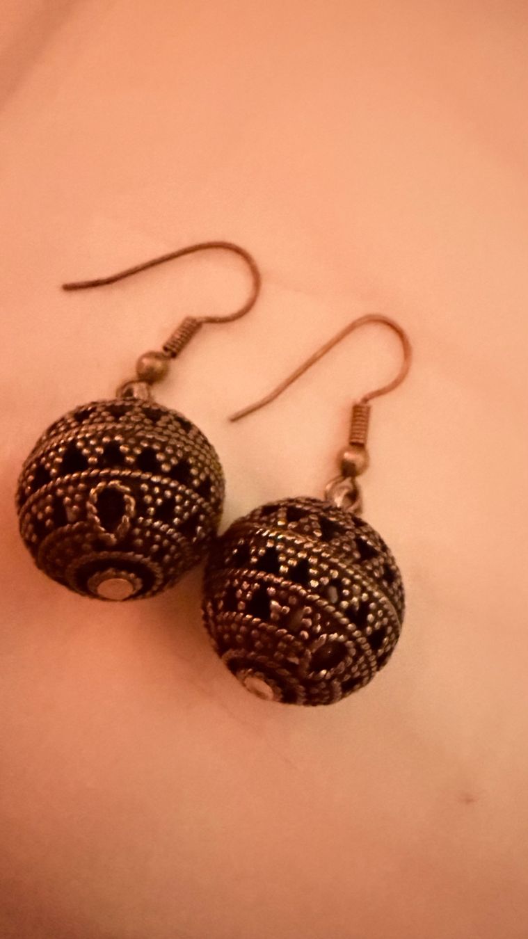 Boucles d'oreille: • Bällchen Ohrringe • – D'occasion à Basel par mendoza13 1
