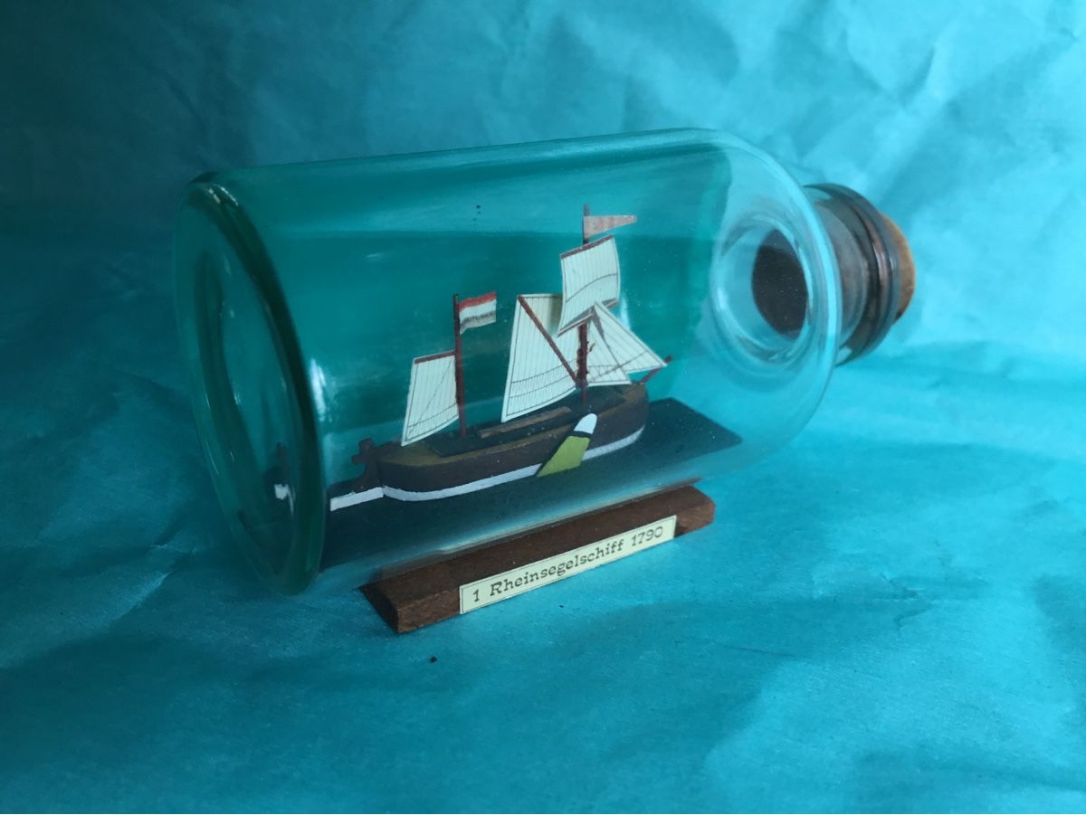 Spielzeuge: Mini Flasche mit Schiff 1:12 – Gebraucht aus St. Gallen von chamilla 3