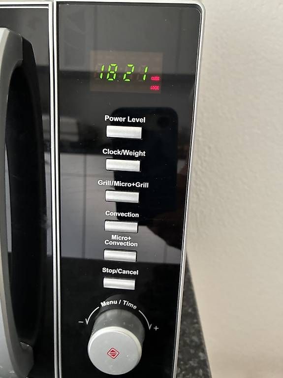 Elettrodomestici da cucina: 3 IN 1 MIKROWELLE – Usato da Basel venduto da Muggi54 3
