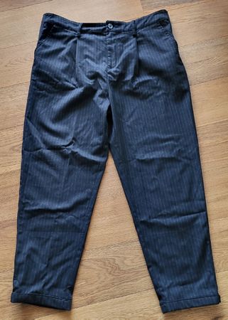Clockhouse Straight Hose, Grösse 42, kaum getragen!