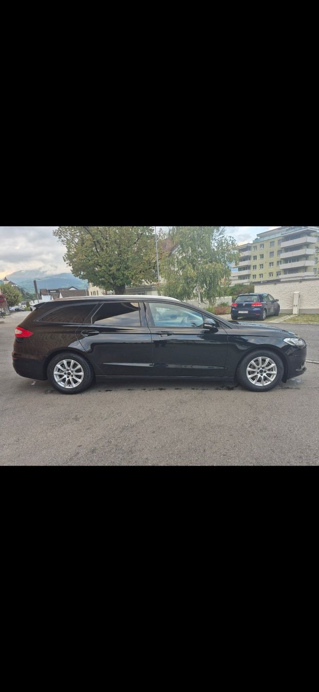 Ford Autos: FORD Mondeo 2.0 EcoBoost SCTi Titanium Automatic – D'occasion à Sevelen par Cano240620 5