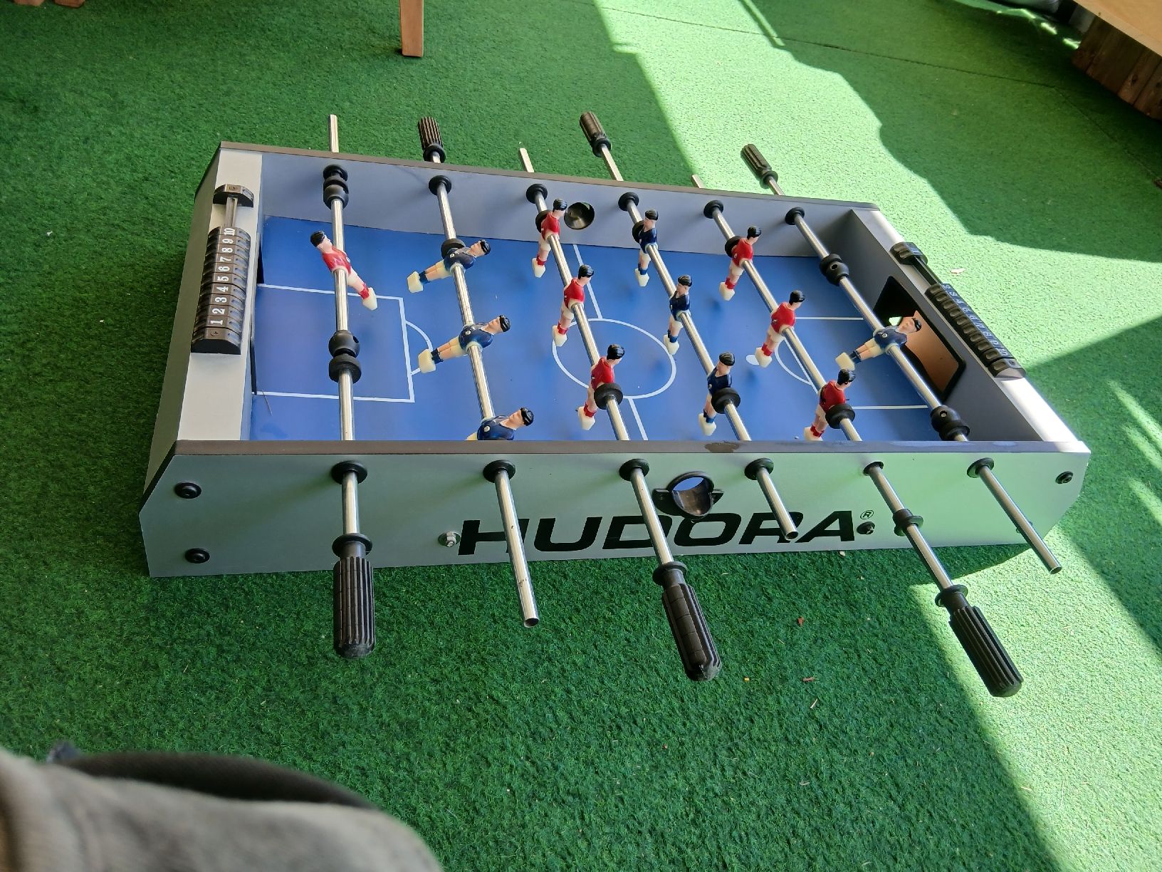 Giochi: Tischkicker im Mini-Format, ideal für Kinder. – Nuovo (secondo la descrizione) da Grosswangen venduto da hans0122