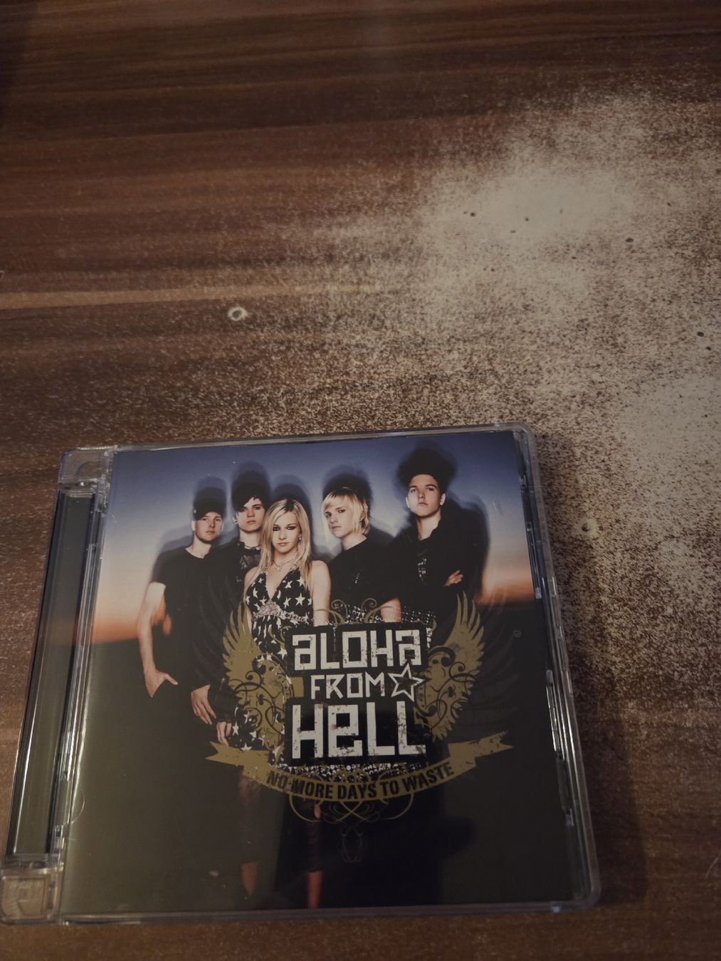 CD: Aloha From Hell - No More Days To Waste – Usato da Wattenwil venduto da Mage66