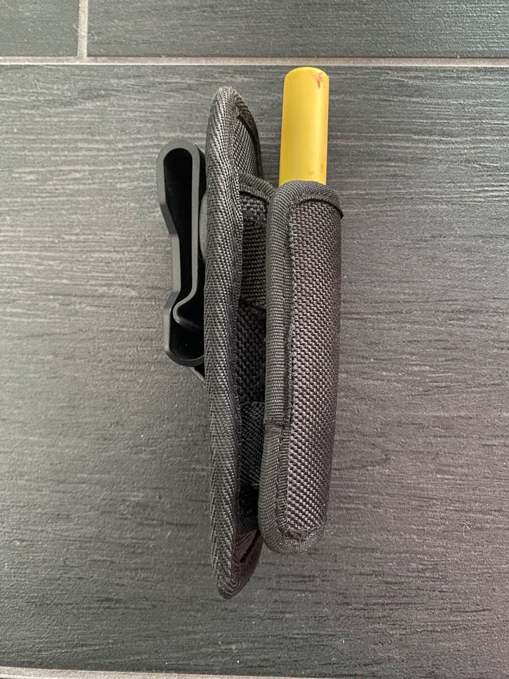 Tiro a segno: Nite Ize Lite Holster Stretch for Flashlight – Usato da Lausanne venduto da 55Foxtrot 1