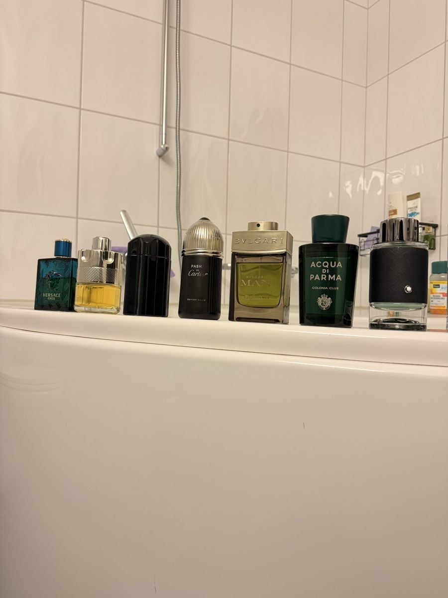Profumi & Eau de Toilette: 11 teils fast volle Parfums – Usato da Horgen venduto da baluu_10 2