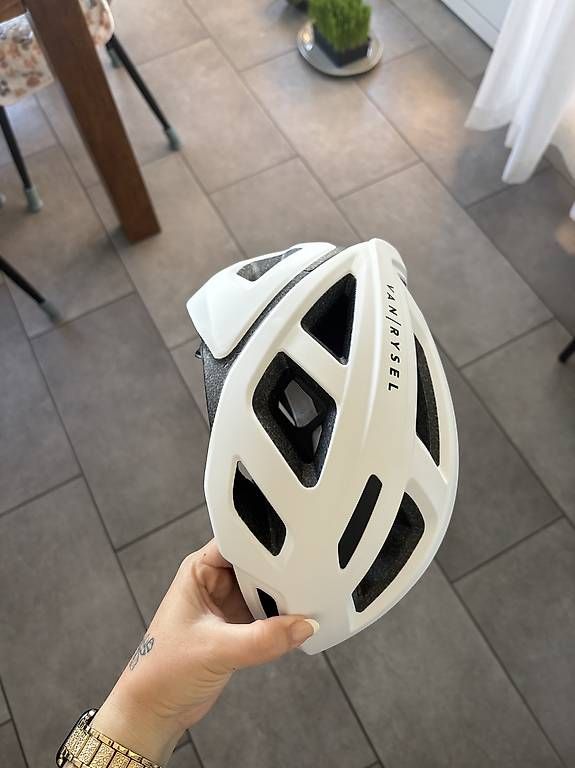 Caschi: Rennradhelm Van Rysel  – Nuovo e nell'imballaggio originale da Toffen venduto da _celine.tra 2
