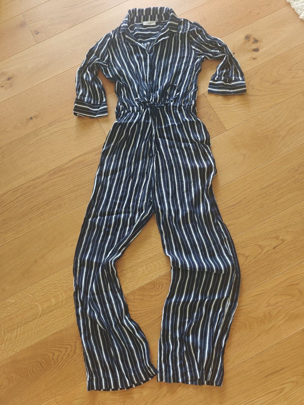 Tute: Minimum Jumpsuit Gr 38 – Usato da Menzingen venduto da tschey-tschey