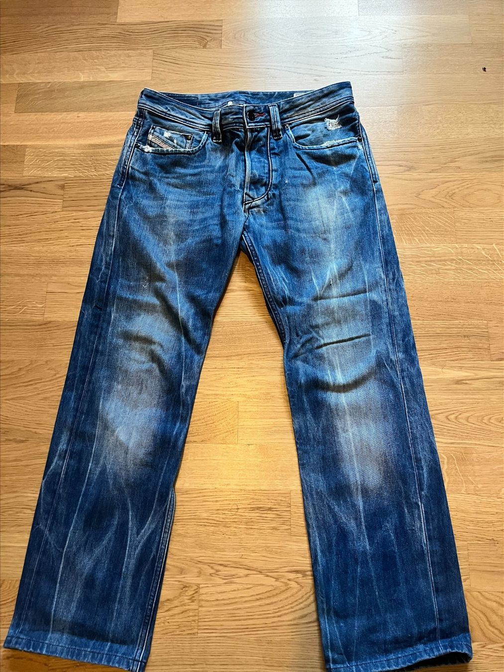 Diesel Jeans: DIESEL JEANS NEUWERTIG – Usato da Nidau venduto da BielBienne1993