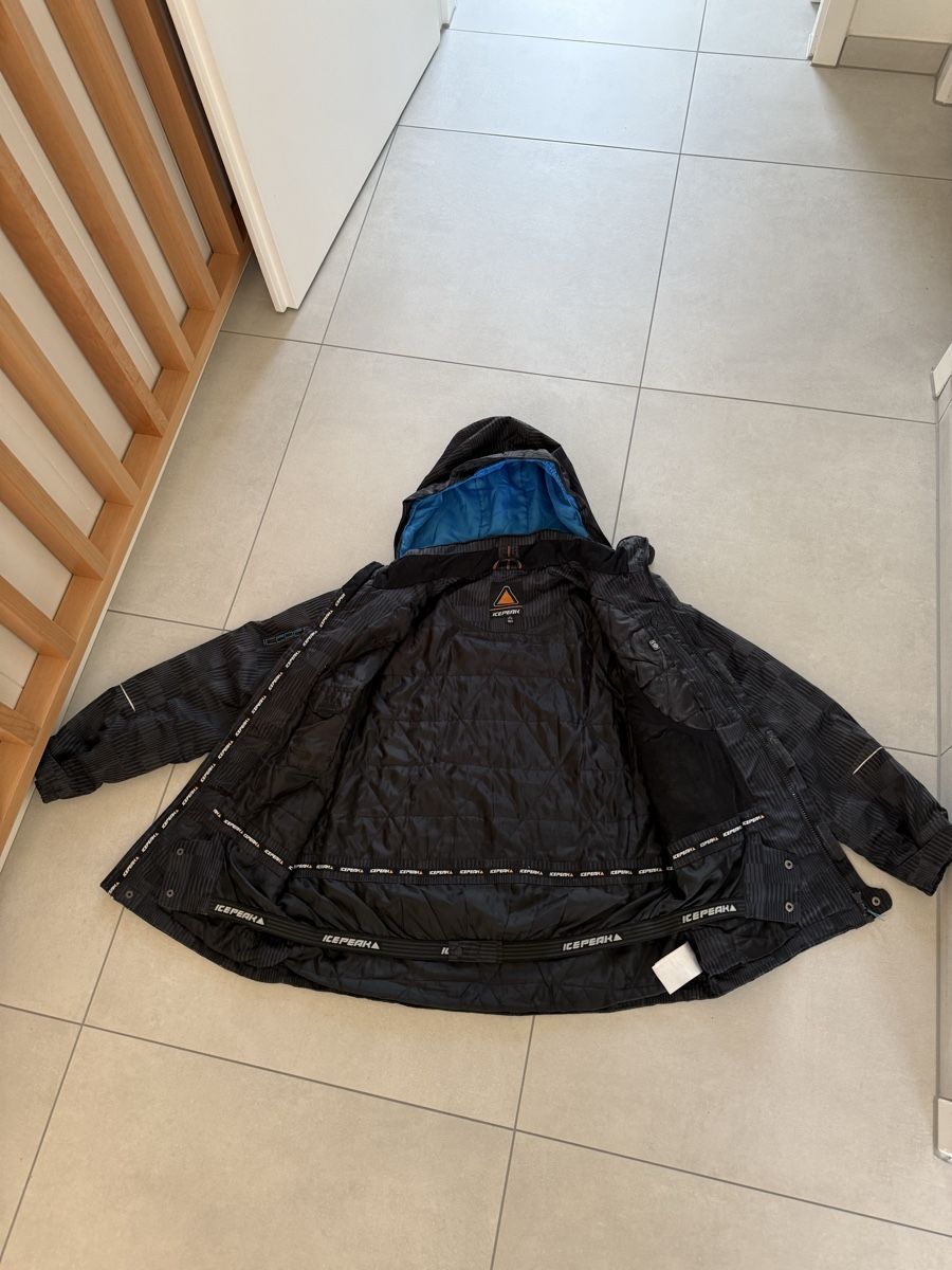 Icepeak Giacche: Skijacke Icepeak schwarz gemustert – Usato da Ostermundigen venduto da Natitoni3 2