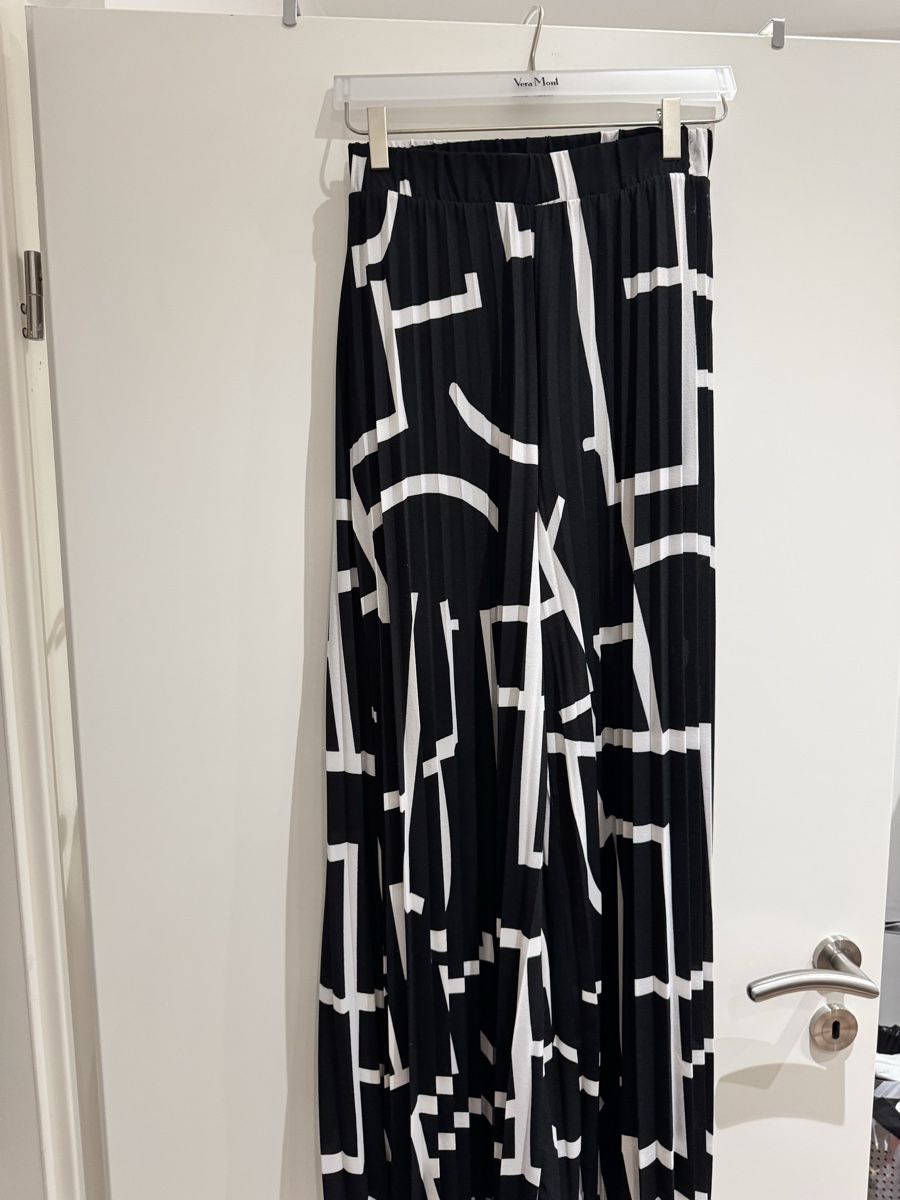 Pantaloni: Hosenrock lang – Usato da Kreuzlingen venduto da eli_qm8d 1