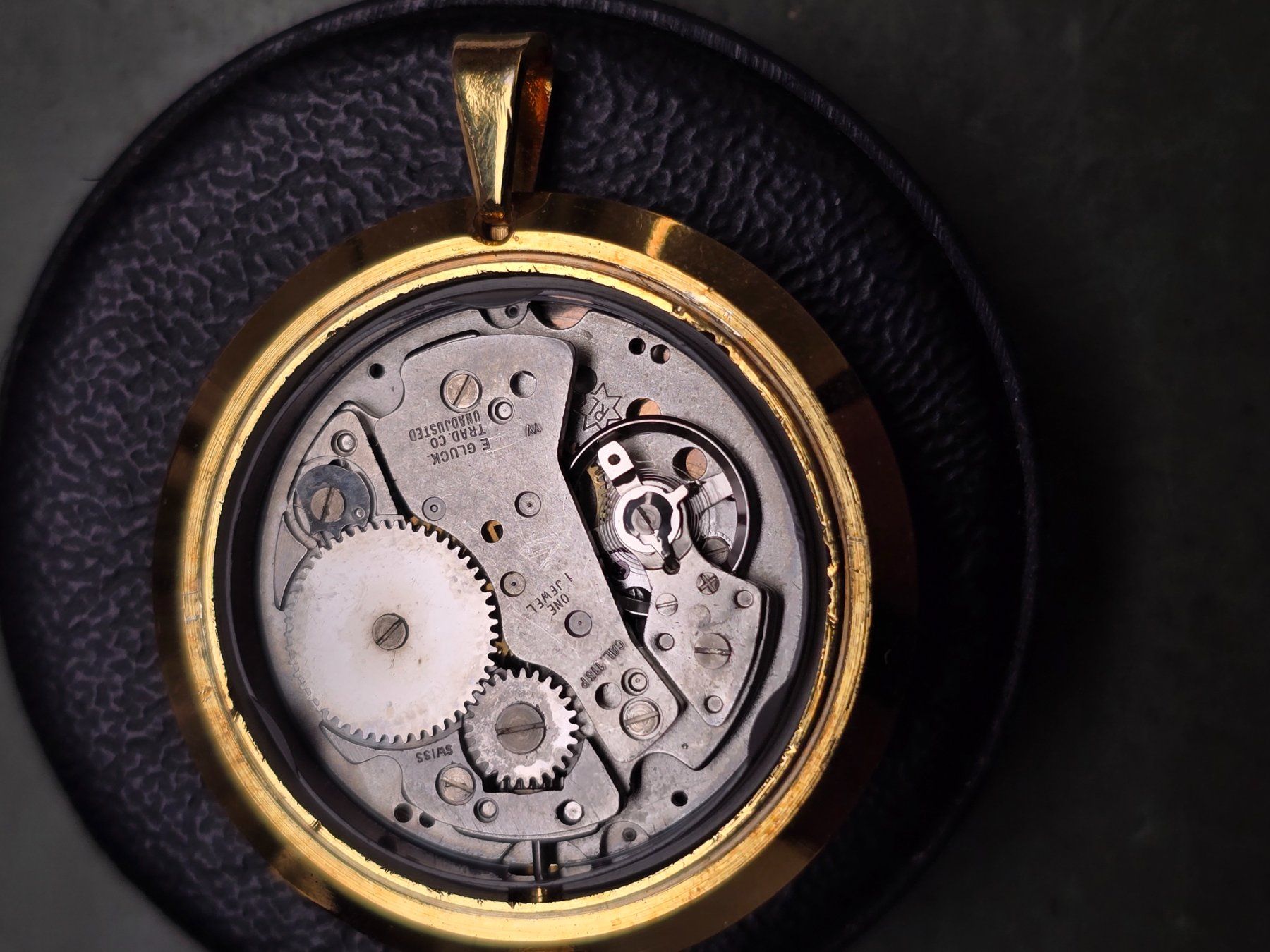Orologi: Montre Chateau mouvement RL – Usato da Tramelan venduto da Nirdan 3
