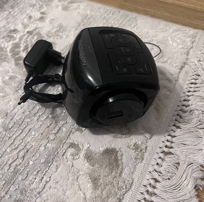 Radio: Bigben Thomson Radiowecker  schwarz – Usato da Spreitenbach venduto da env_tk78 2