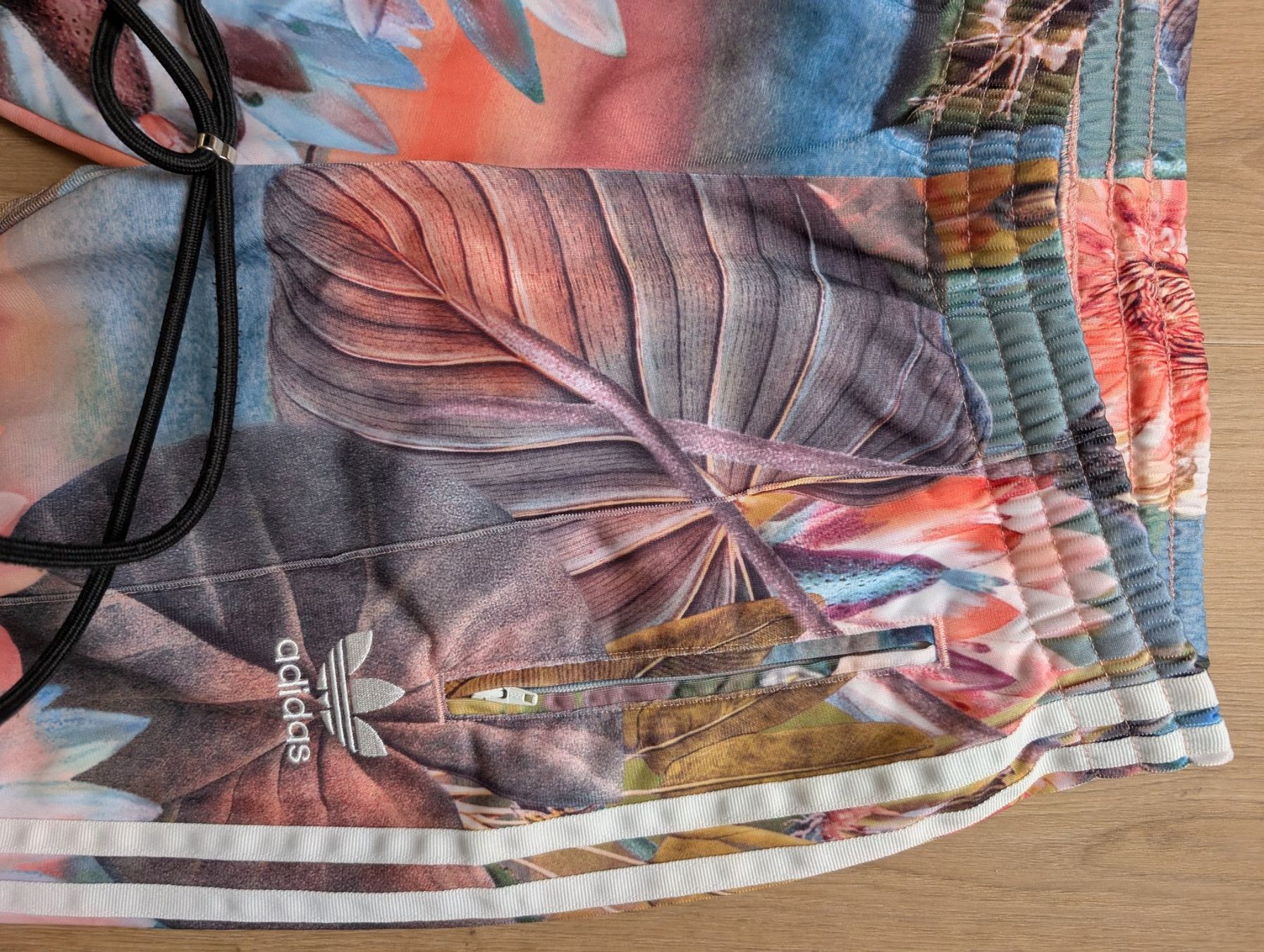 Adidas Hosen: Hose Adidas – Gebraucht aus Oberkirch LU von ladina022 3
