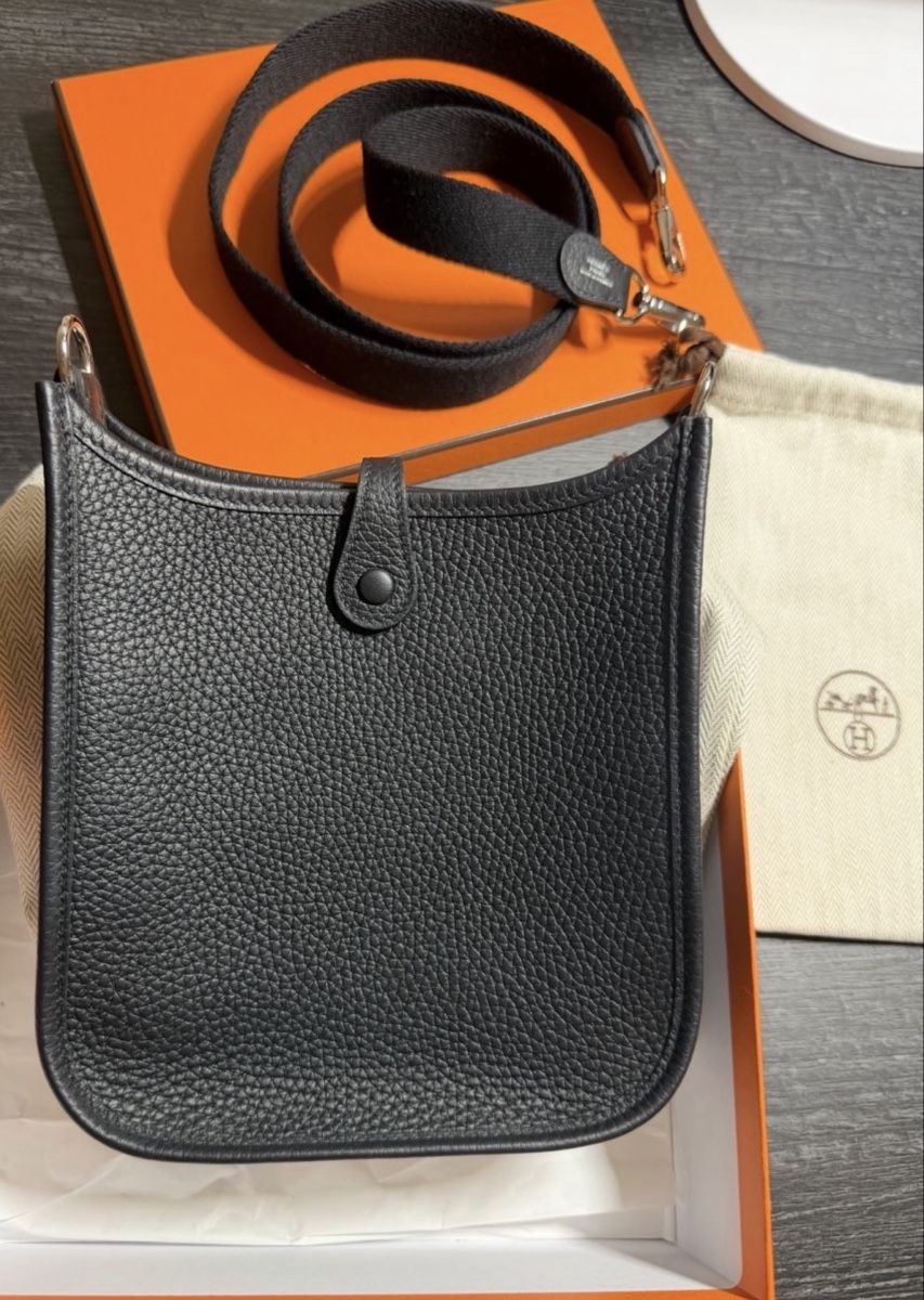 Hermès Borse da donna: HERMÈS Evelyne 16 – Nuovo (secondo la descrizione) da Pfäffikon SZ venduto da happy.life 2