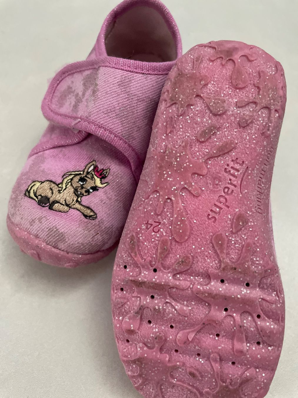 Superfit Scarpe per ragazze: Hausschue Grösse 24 – Usato da Buch am Irchel venduto da pas_ddk2 2