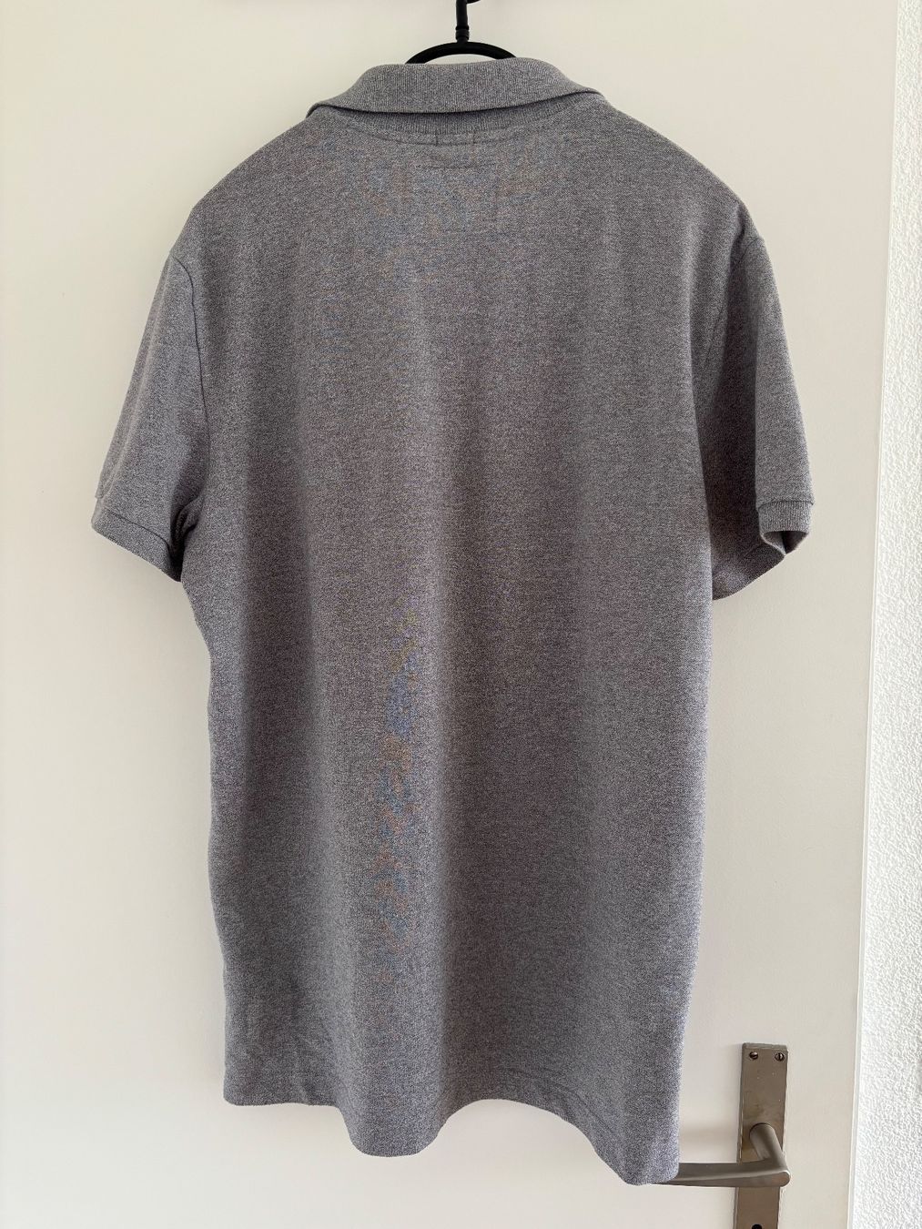 T-shirt: T-shirt Hollister – Usato da Nidau venduto da fra27 2