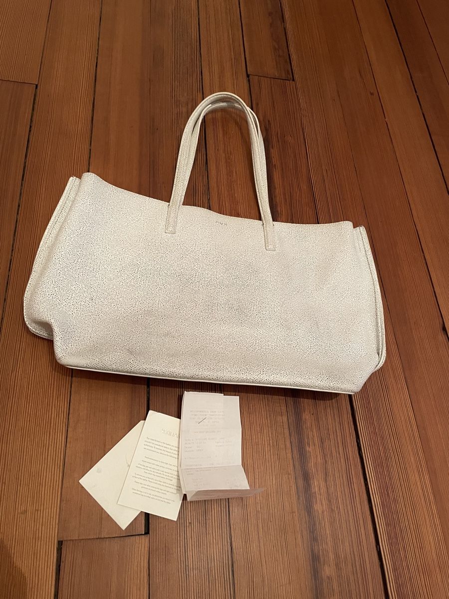 Taschen für Damen: Aritzia tote bag leather – Gebraucht aus Zürich von lulu_c 1
