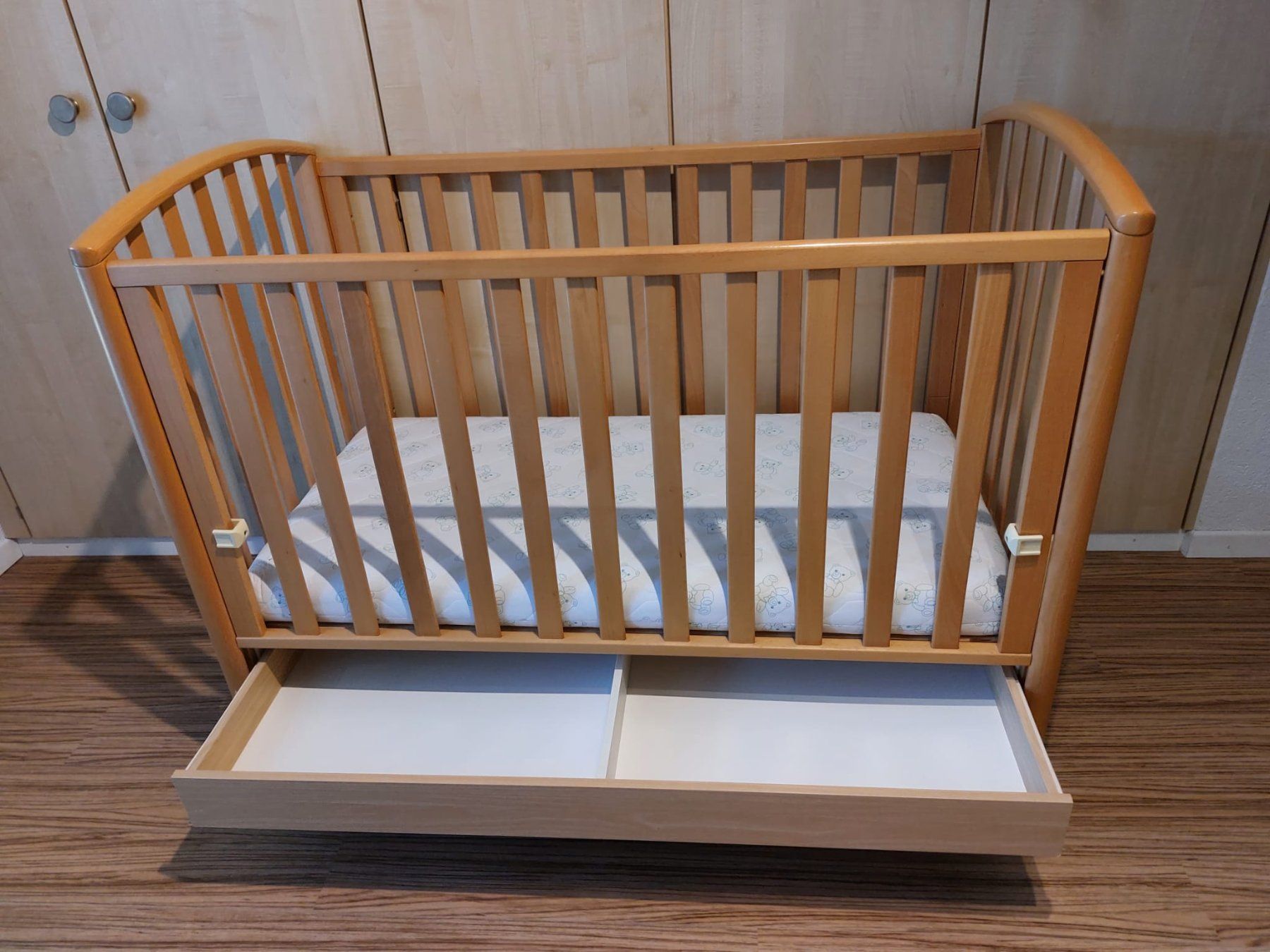 Betten: Babybett – Gebraucht aus Sins von joe_qx6g