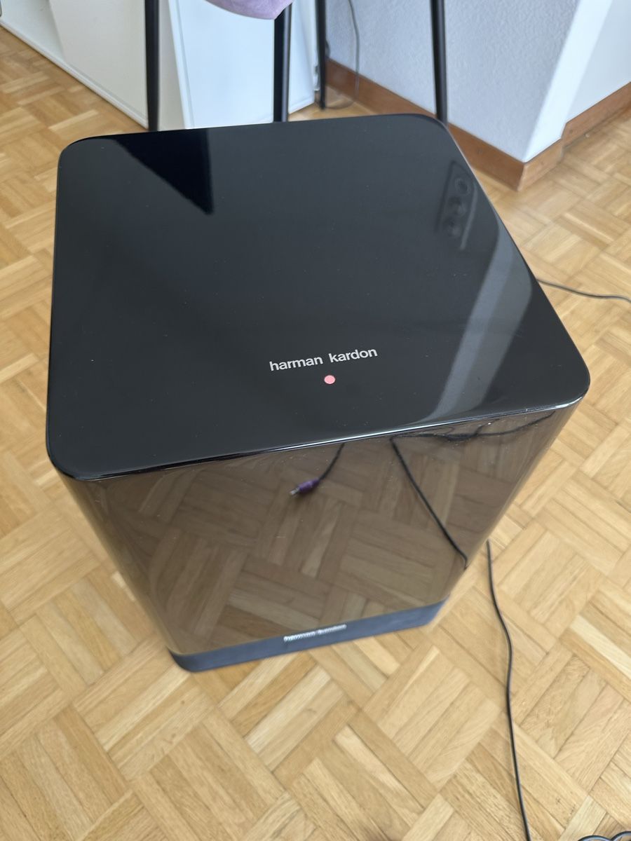Proiettori: Subwoofer Harman Cordon – Usato da Zürich venduto da Vtrende