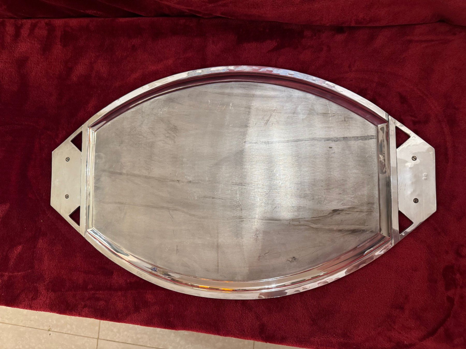Piatti di portata: Antikes versilbertes Serviertablet mit Holzgriffe 60/37 cm – Usato da Stallikon venduto da camillecarlo2016 4